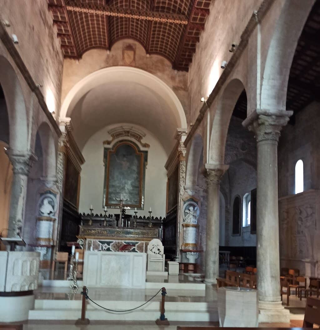 Crypt of Ancient Columns
