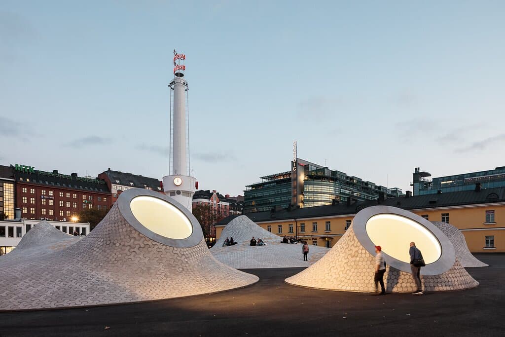 Amos Rex by night. Come and peek in through the skylights.
Photo: Tuomas Uusheimo / Amos Rex