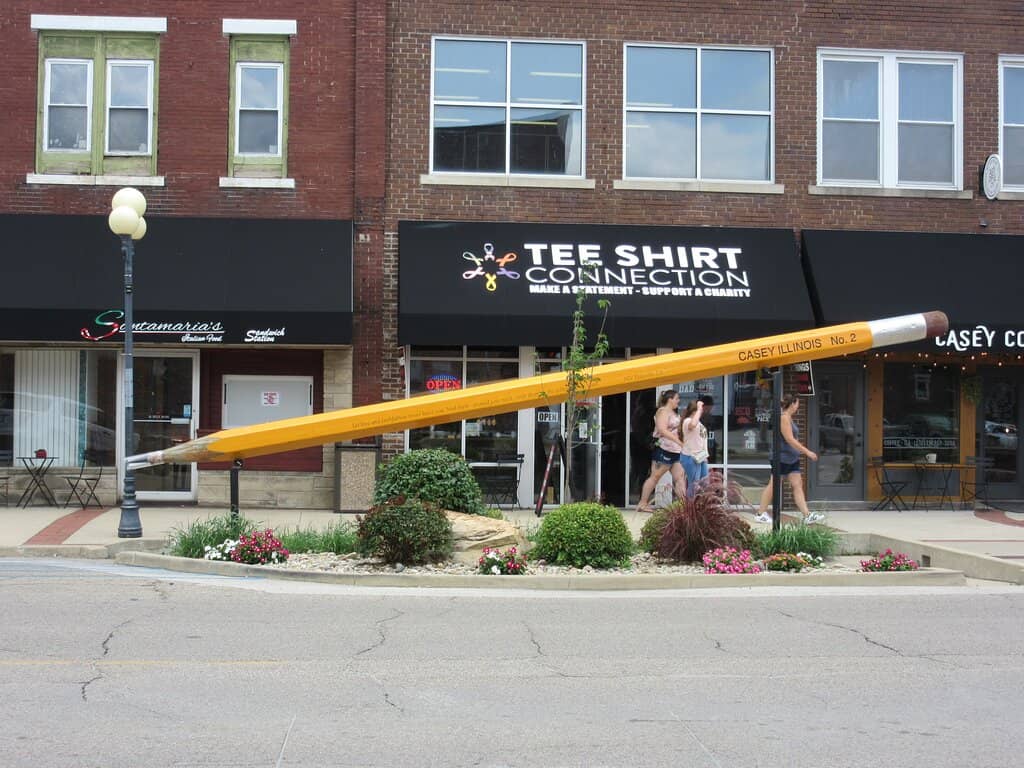 World's Largest Mailbox