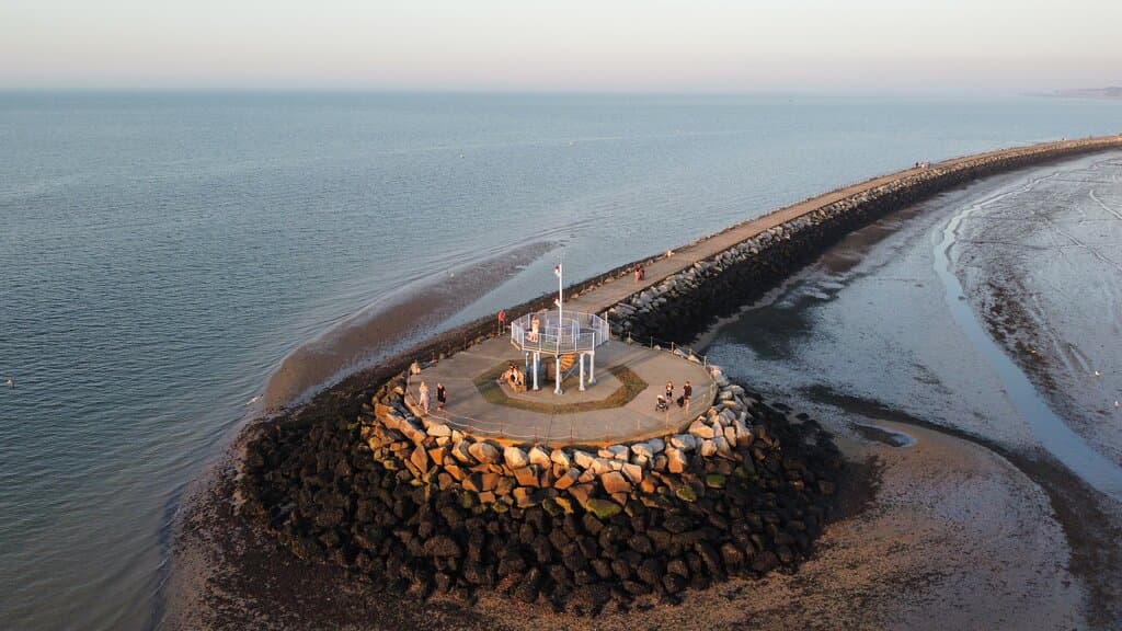 A lovely aerial shot I got of Neptuneβs arm one evening