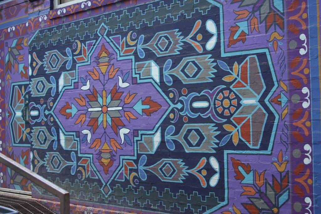 An impressive "graffiti" work.