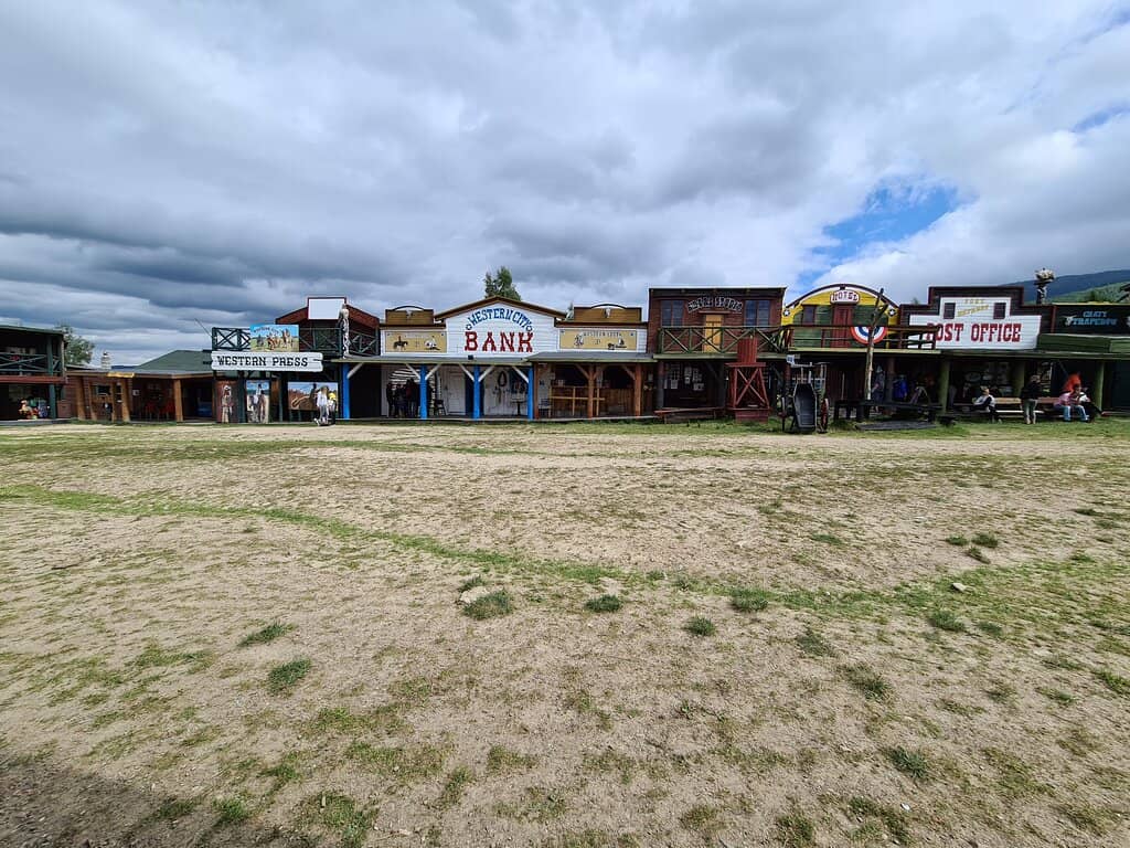 Horse-Drawn Wagon Rides