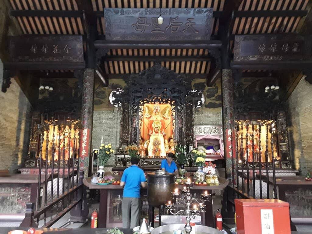 Peaceful Worship Space