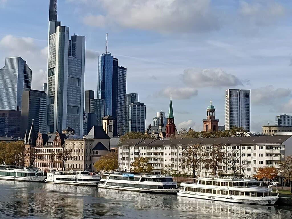 vue extérieure gauche