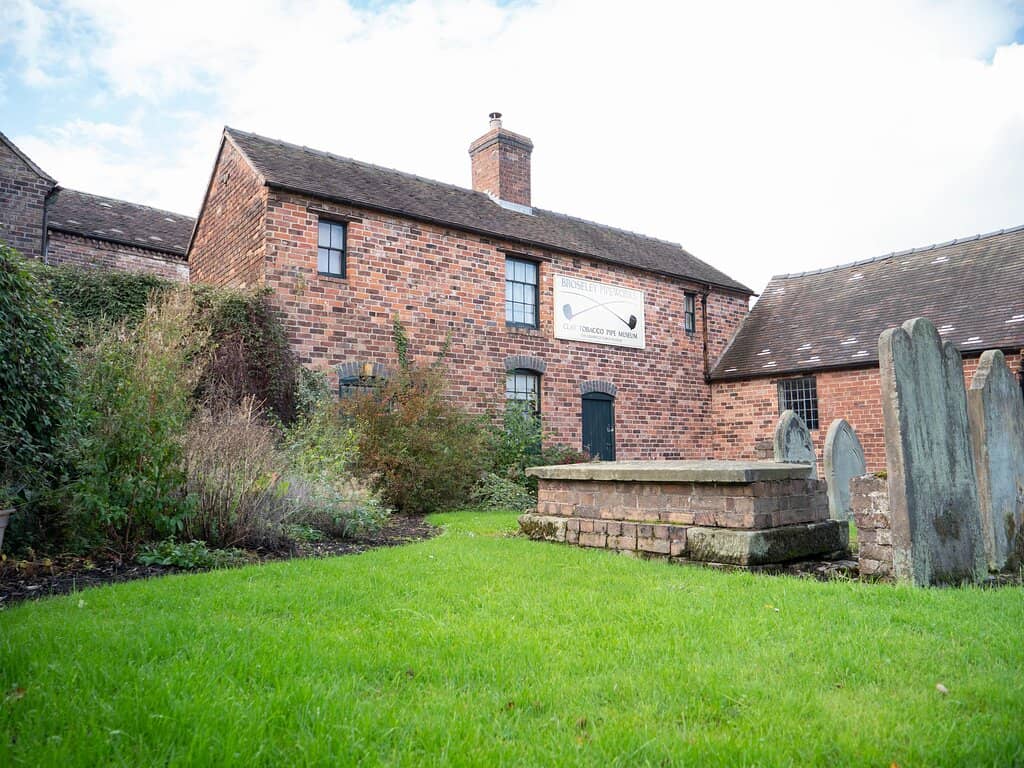 Interactive Pipe Making