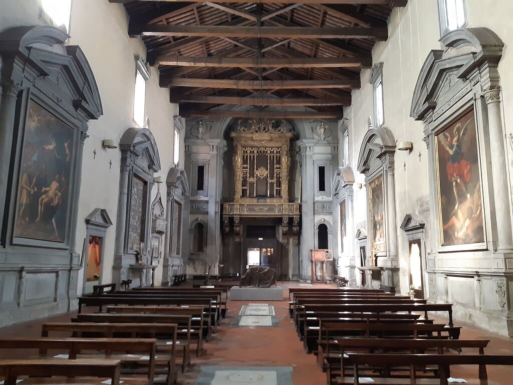 interno con vista contro-facciata della Chiesa di San Domenico