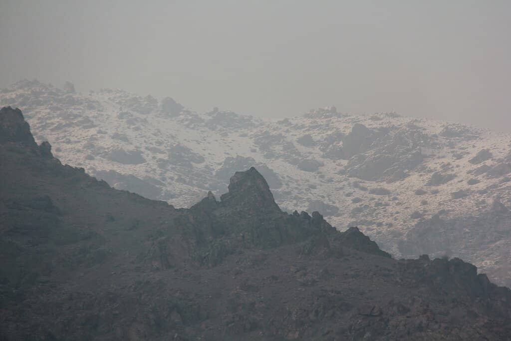 Mountain Restaurants & Cafes