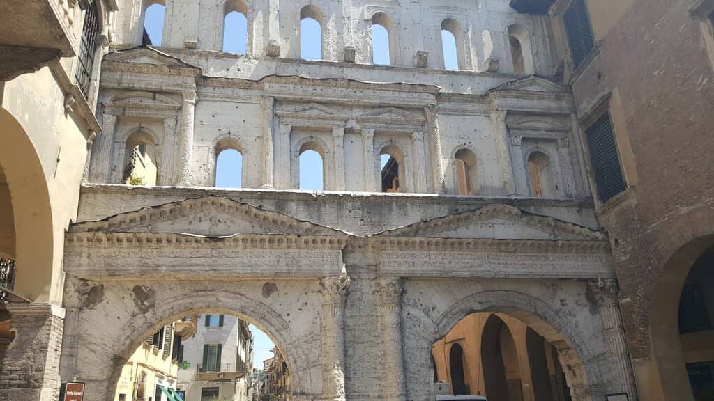 Roman Forum Connection