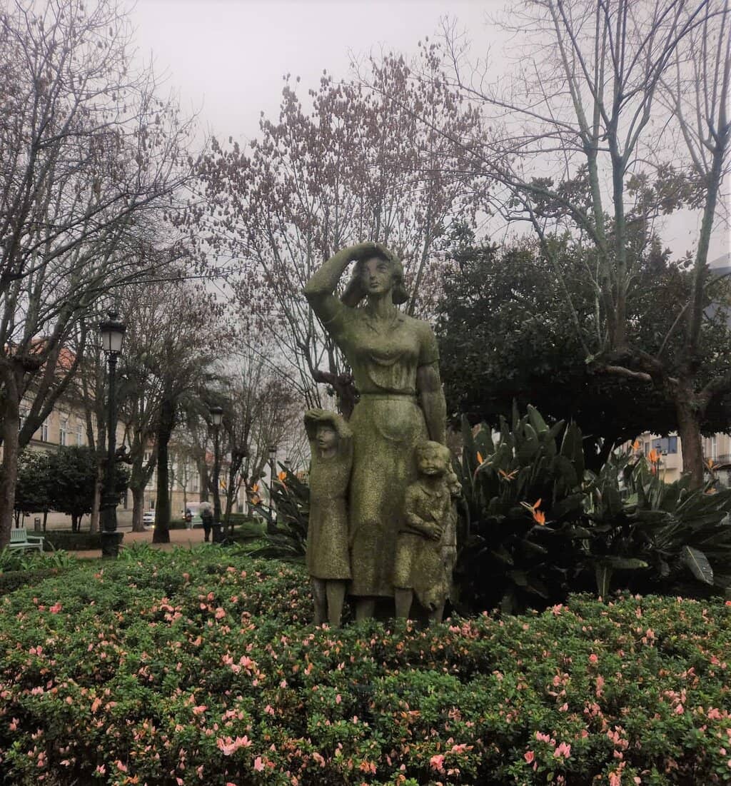 Domingo Villar Statue