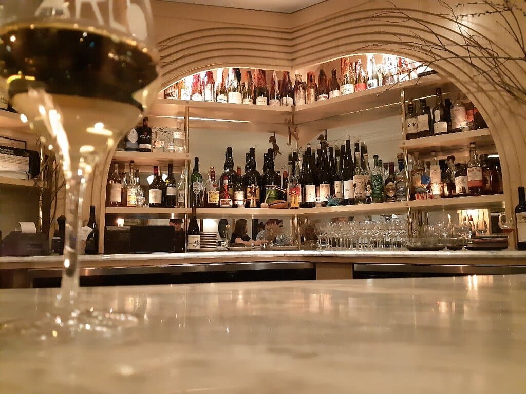 Arlo Wine & Restaurant