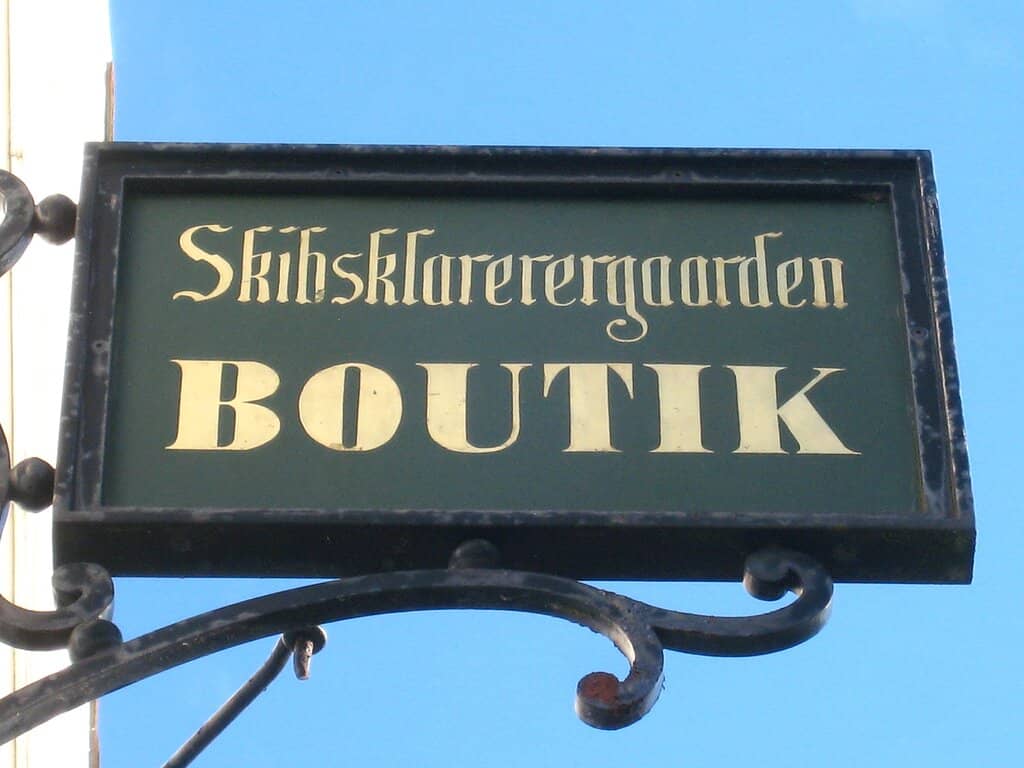 Authentic 18th-Century Living