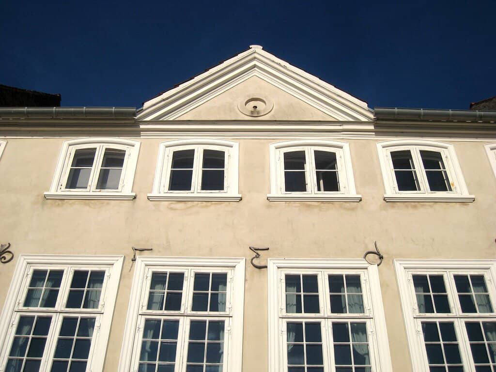 Family-Friendly History