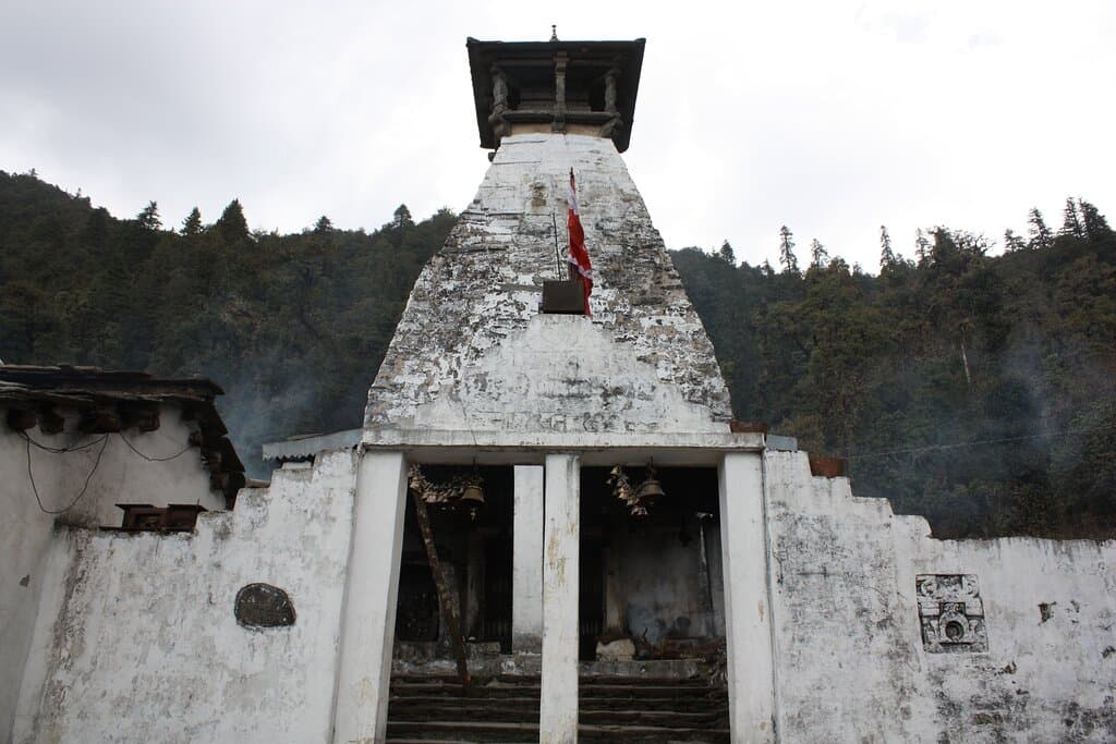 Binsar Mahadev Temple