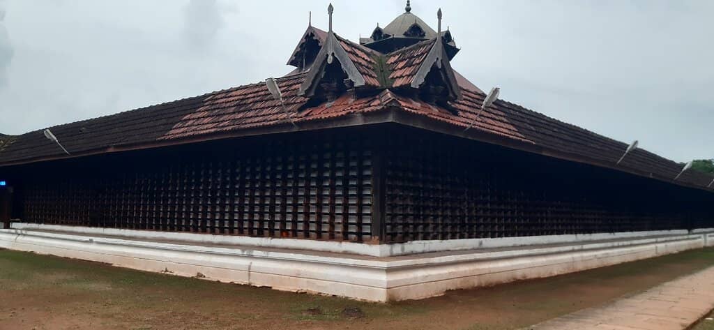 The Resilient Stone Hundi