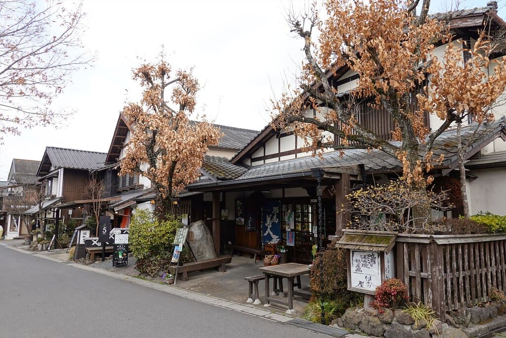 由布市湯布院町・湯の坪街道