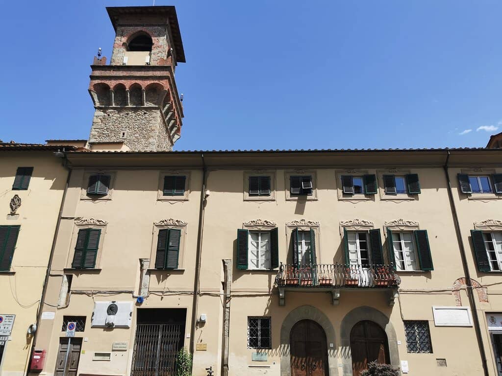 Modern Seating & Lighting