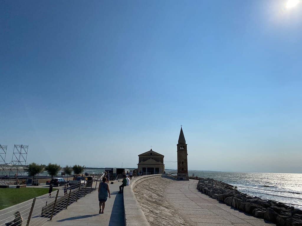 Imposing Cliffside Location