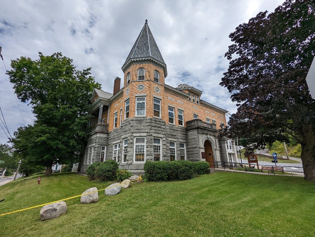 Haskell Free Library and Opera House