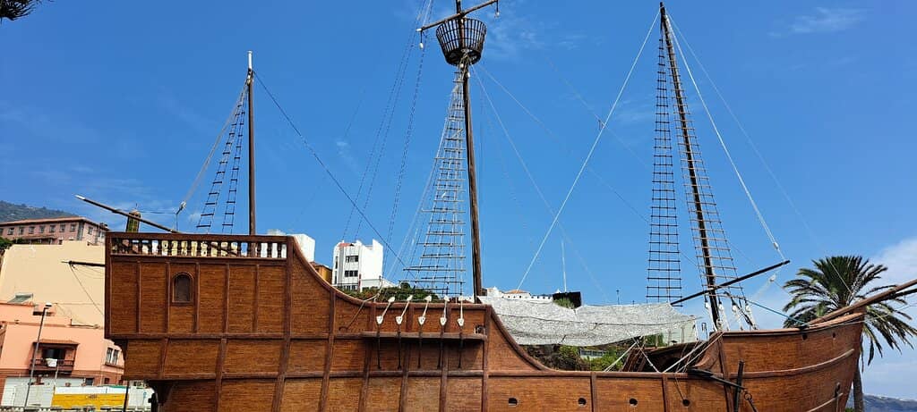 Local Markets & Food