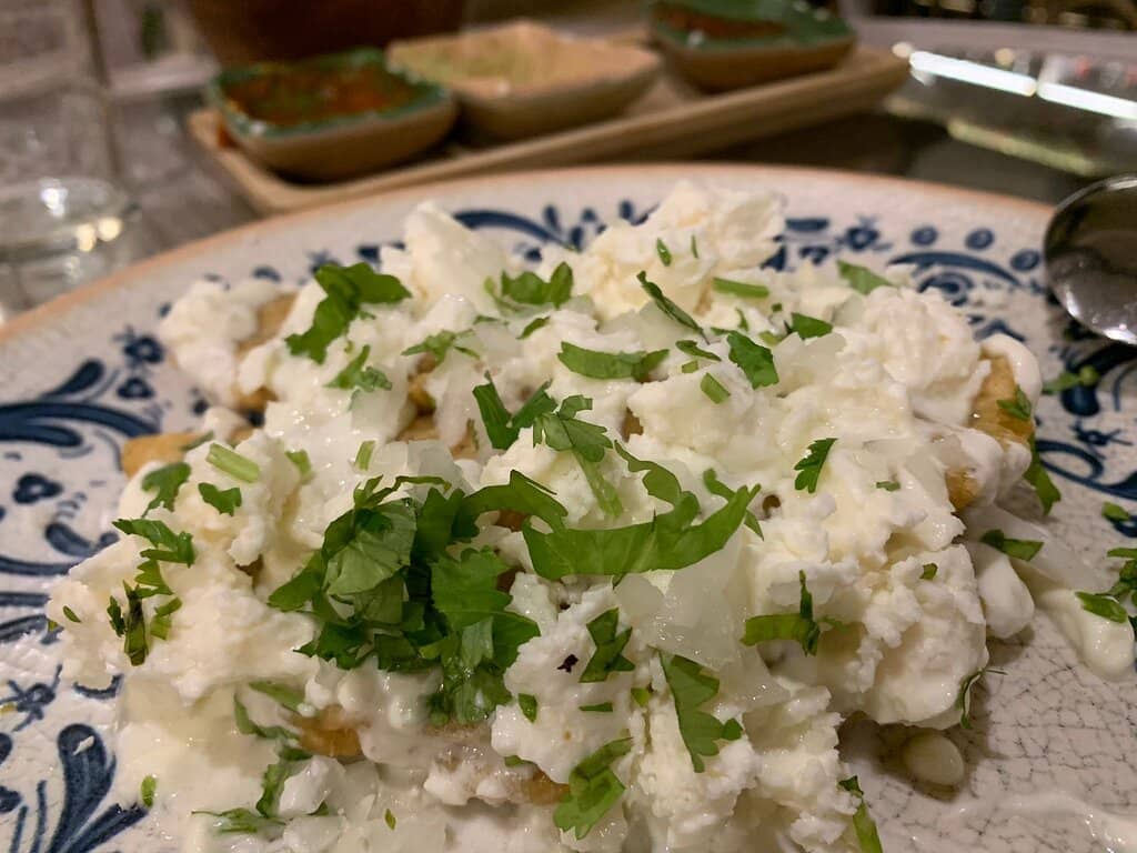 Vibrant Ambiance & Live Music