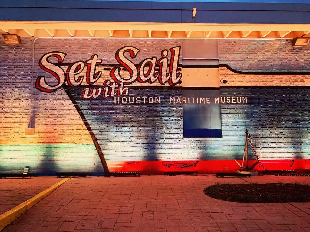 Look for the Set Sail mural to find our entrance!