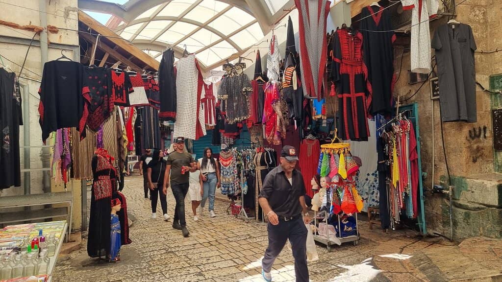 Authentic Hummus & Falafel