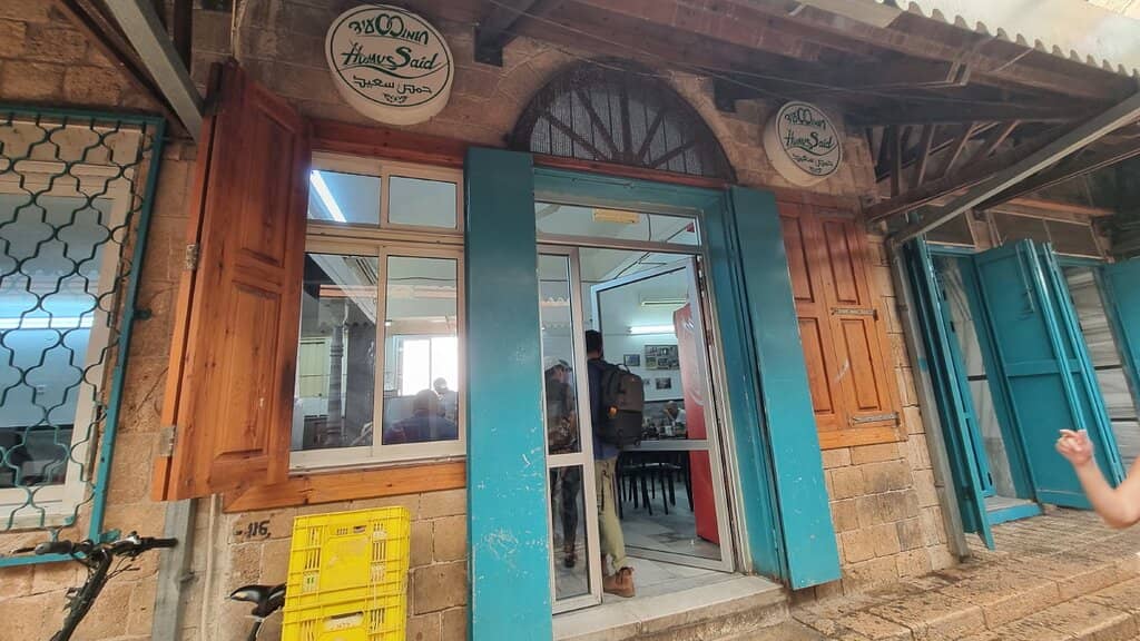 Unique Souvenirs & Crafts