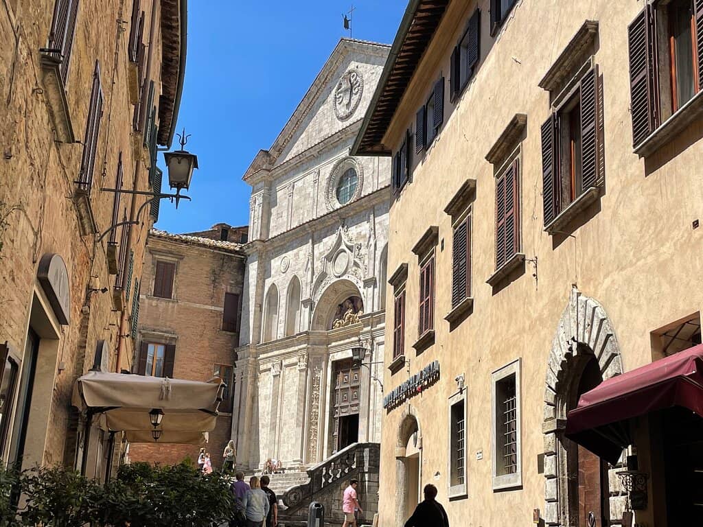 Vino Nobile Wine Tasting