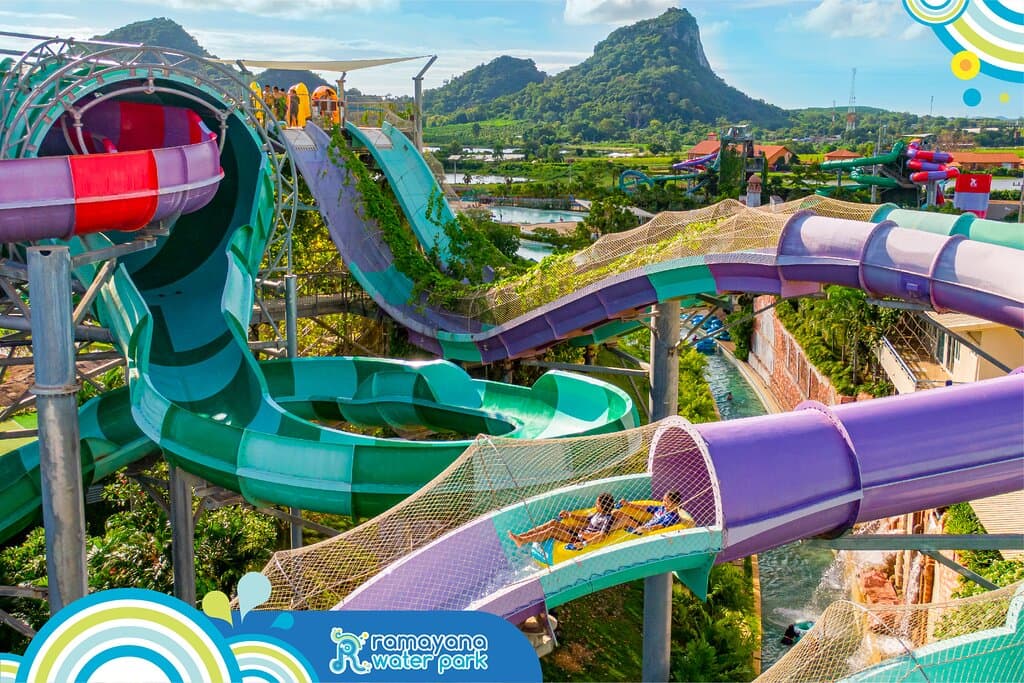 Enjoy 21 slides with fantastic views of the mountains.