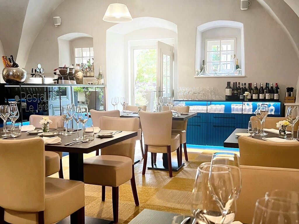 Naše zrekonstruovaná restaurace