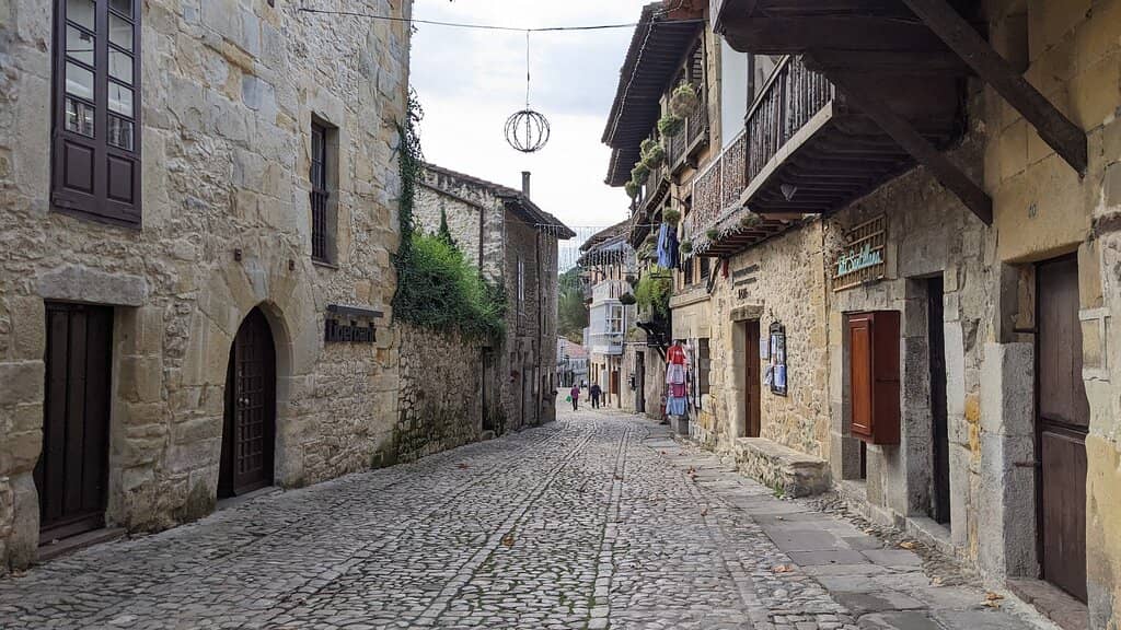 Alexashop's Footwear