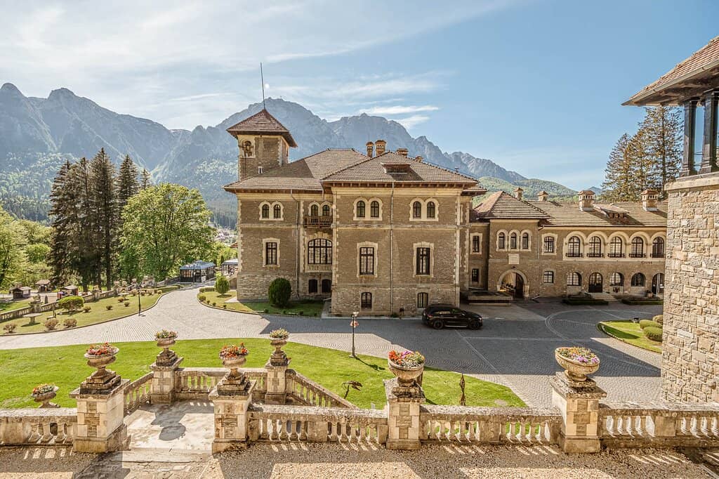 Neo-Romanian Architecture