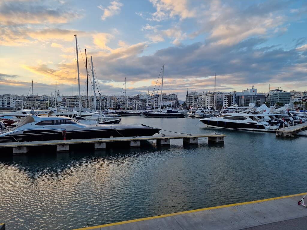Waterfront Dining Experience
