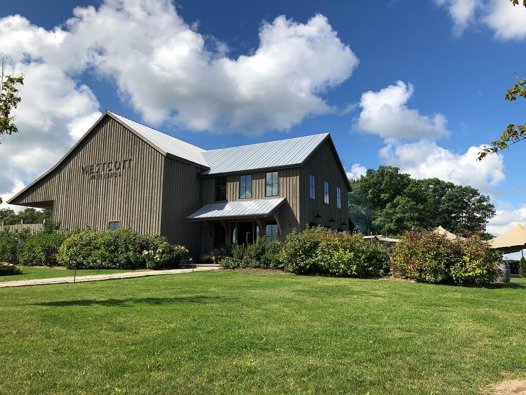 Westcott Vineyards front building view