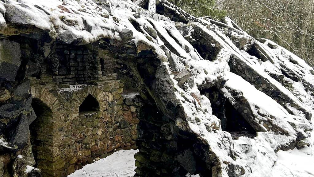 Glehn Castle Exterior