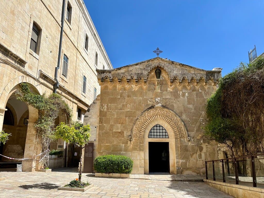 Enjoy the quiet streets of the Christian Quarter