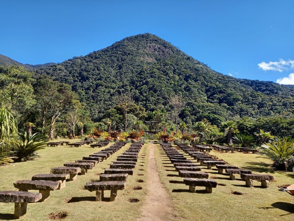 Vale do Amor Sacred Garden