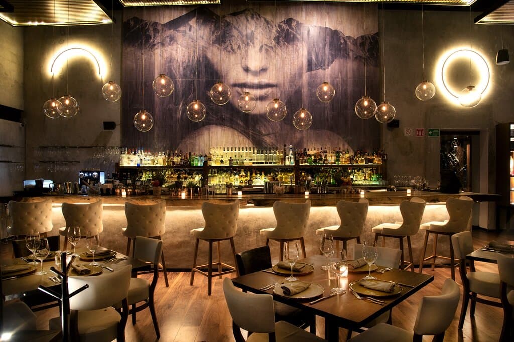 Savor the Ambiance at Rosa Negra