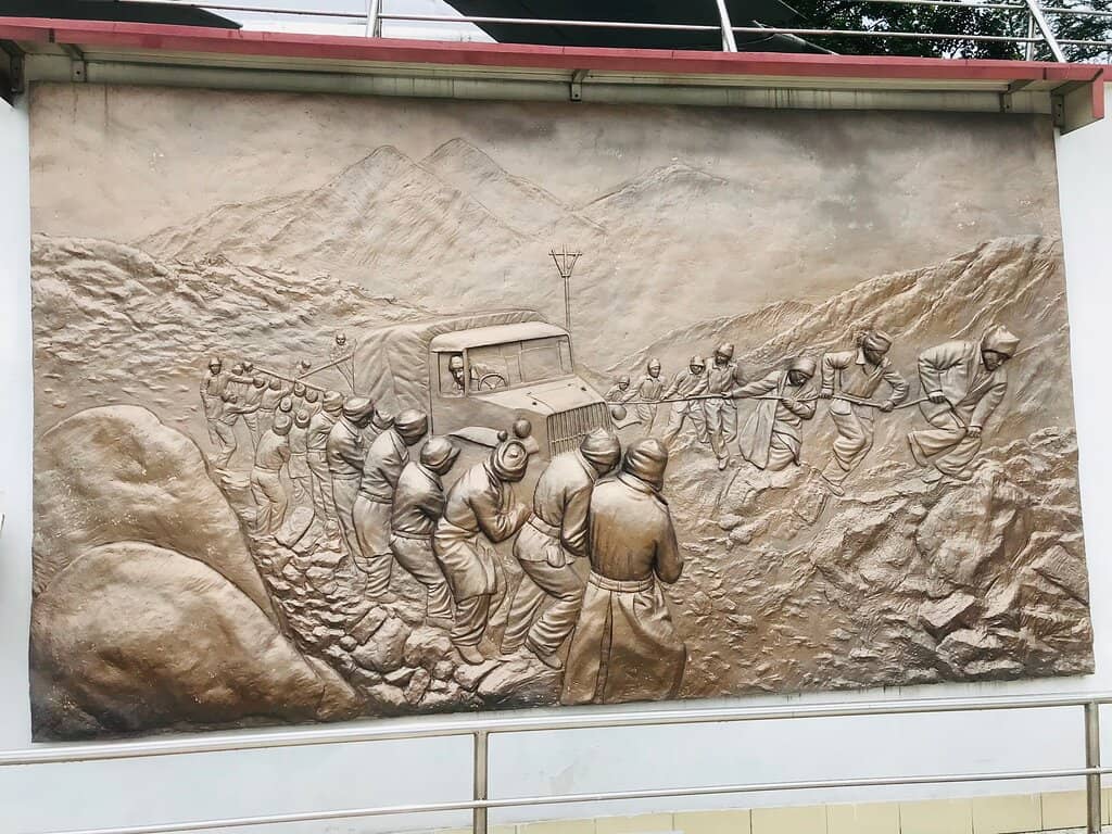 Amar Jawan Statue