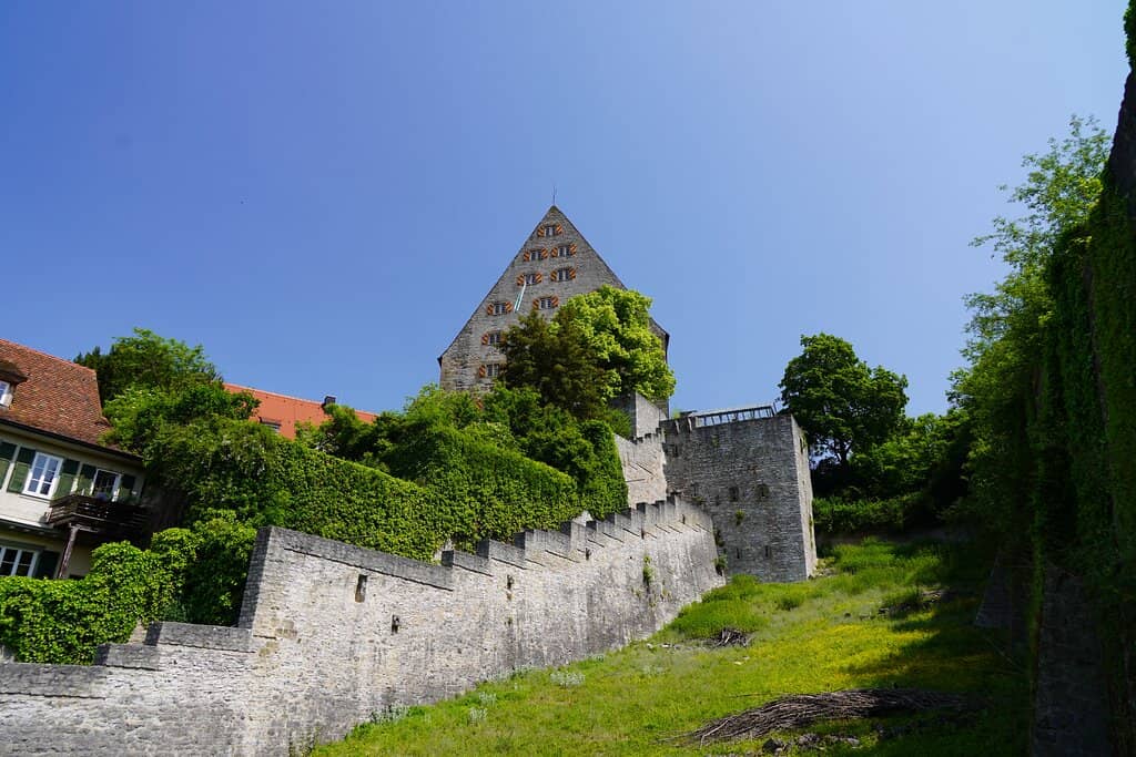 Old Town Exploration