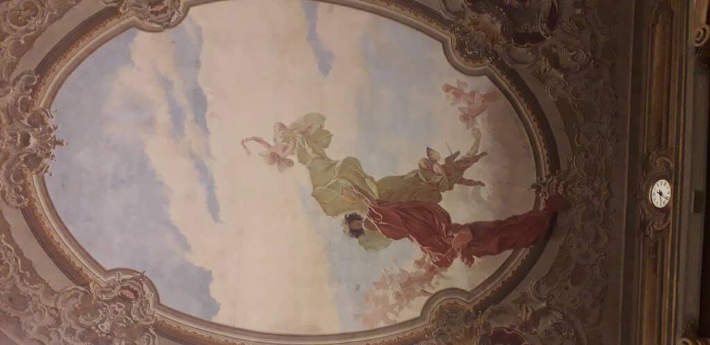 Diverse Performance Season