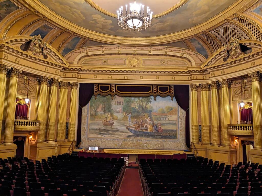 Organ Pit Performance