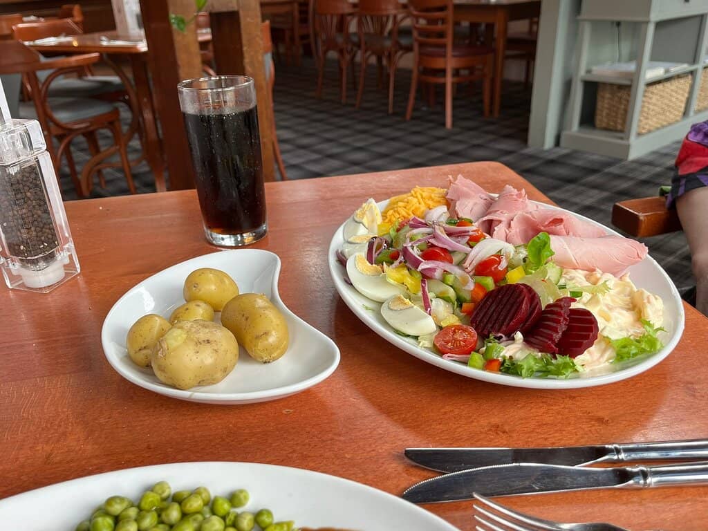 Warm Family Pub Atmosphere