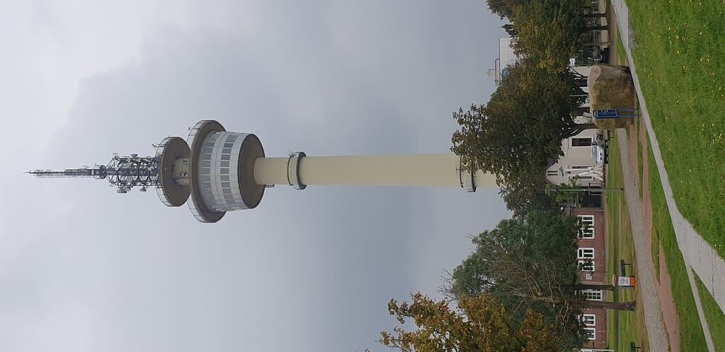 25-08-2023; Turm ist geslossen bis nahe order.