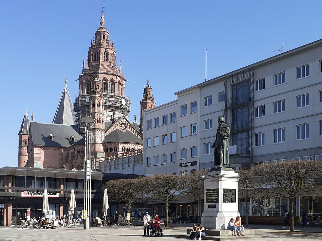 Gutenbergplatz in der Altstadt von Mainz