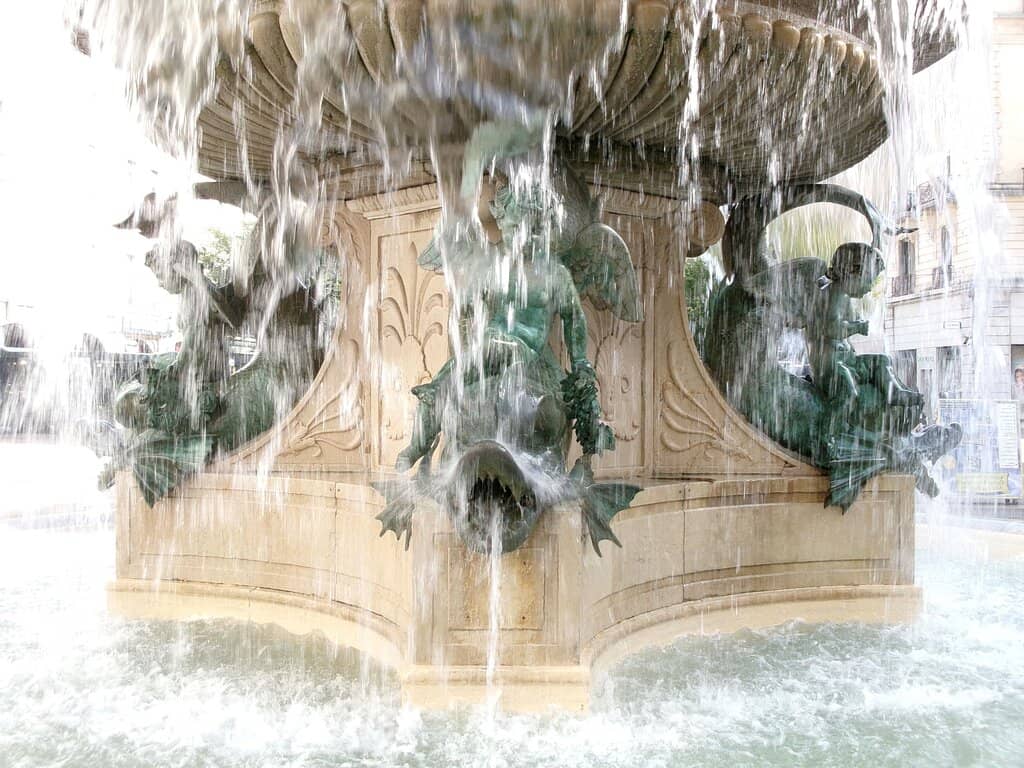 Vibrant Local Atmosphere