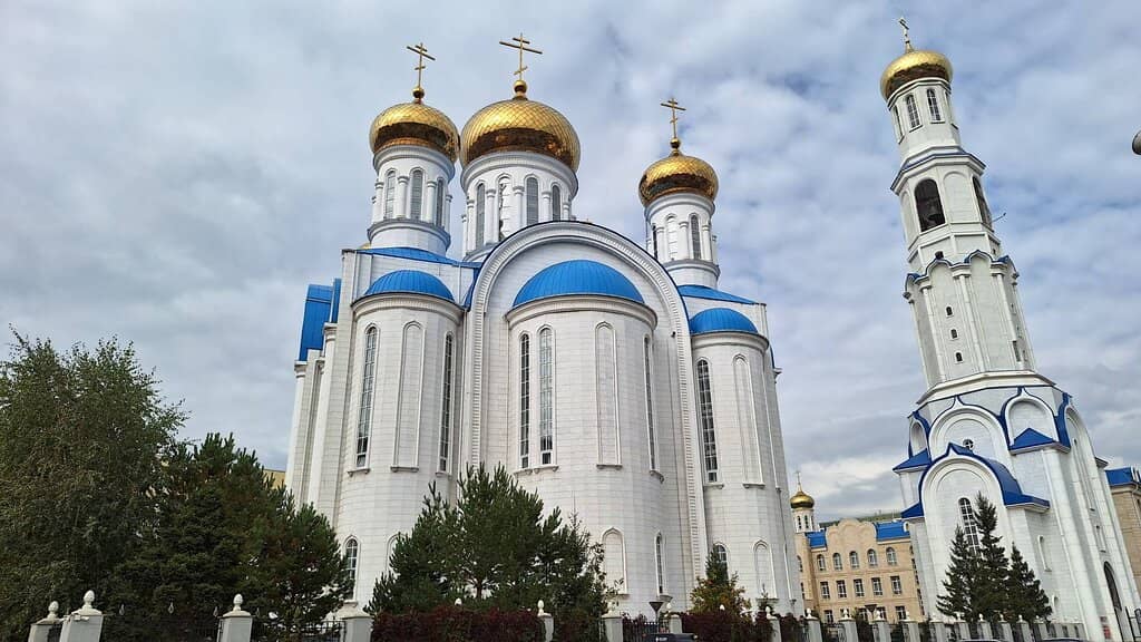 Exterior Grandeur