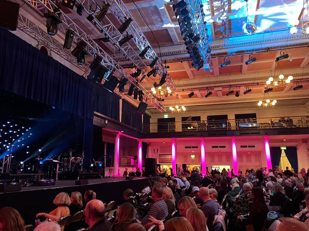 Live Music & Tribute Acts
