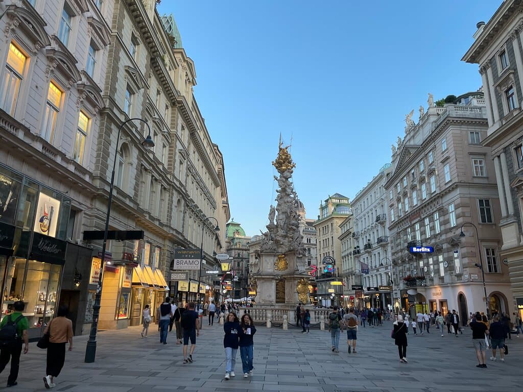 Grabenstraße and the Plague Column