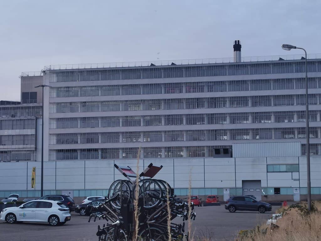 Original Fixtures & Fittings